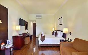 Grand Whiz Hotel Trawas