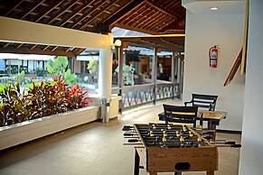 Grand Whiz Hotel Trawas