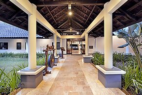 Grand Whiz Hotel Trawas