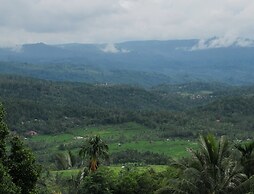 KARANG SARI Guesthouse & Restaurant