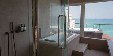 KAYATSUMA OKINAWA HOTEL & RESORT