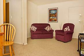 Arrow Motel Apartments