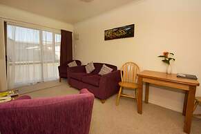 Arrow Motel Apartments