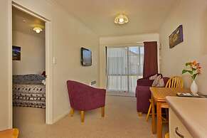 Arrow Motel Apartments