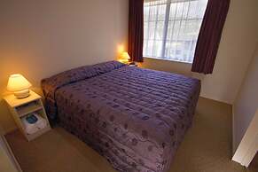 Arrow Motel Apartments