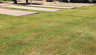 Aaok Moondarra Accommodation Village