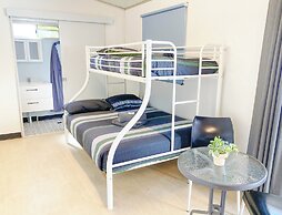 Aaok Moondarra Accommodation Village