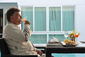 The Palms Kamala Beach