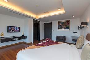 The Palms Kamala Beach