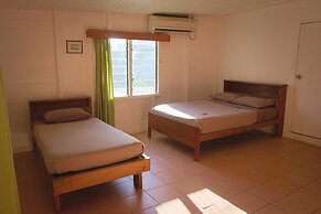 Rendezvous Surf Camp Fiji - Hostel