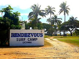 Rendezvous Surf Camp Fiji - Hostel