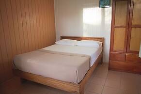 Rendezvous Surf Camp Fiji - Hostel