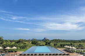Aliya Resort & Spa