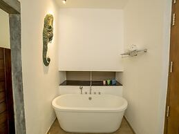 Aliya Resort & Spa