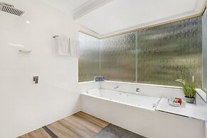 Seven Mile Beach Holiday Park