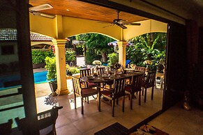 Coconut Paradise Villas