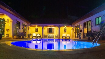 Coconut Paradise Villas