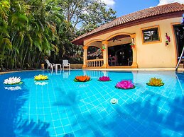 Coconut Paradise Villas