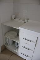 Park Avenue Hotel Motel