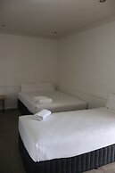 Park Avenue Hotel Motel