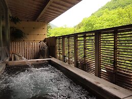 Shin Kabakawa Kanko Hotel