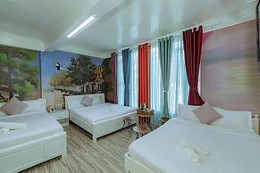 Ken's Backpackers Hotel