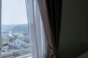 Ken's Backpackers Hotel