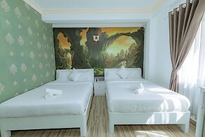 Ken's Backpackers Hotel