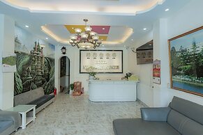 Ken's Backpackers Hotel