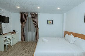 Ken's Backpackers Hotel