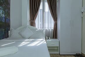 Ken's Backpackers Hotel