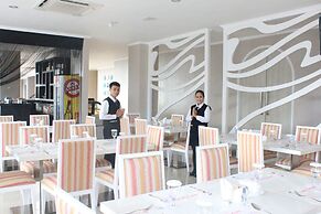 Marina Mamberamo Hotel