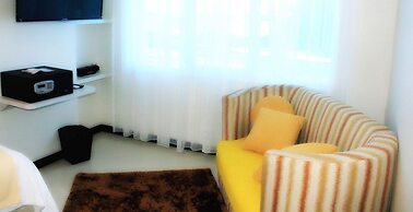 Marina Mamberamo Hotel