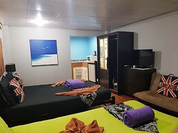 Zone6 Coworking Beach Apartment