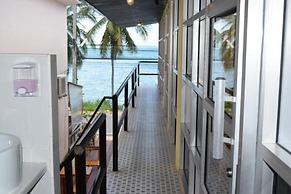 Zone6 Coworking Beach Apartment