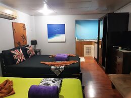 Zone6 Coworking Beach Apartment