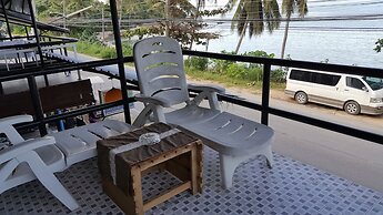 Zone6 Coworking Beach Apartment