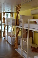 Zone6 Coworking Beach Apartment