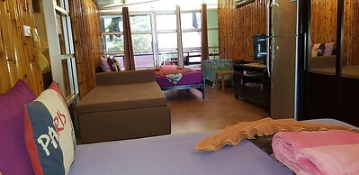 Zone6 Coworking Beach Apartment