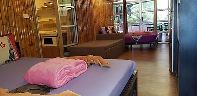 Zone6 Coworking Beach Apartment