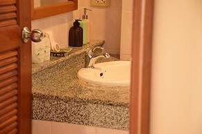 Fisherman's House Cafe & Hotel