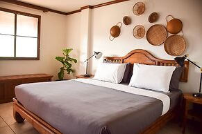 Fisherman's House Cafe & Hotel