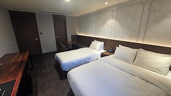 Ilsan Hotel Cleo