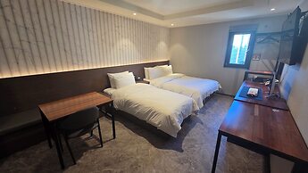 Ilsan Hotel Cleo