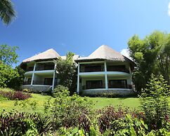 Amun Ini Beach Resort & Spa