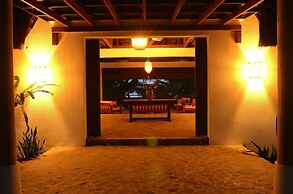 Amun Ini Beach Resort & Spa