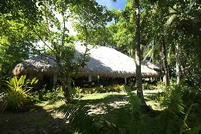 Amun Ini Beach Resort & Spa