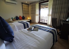 Amun Ini Beach Resort & Spa