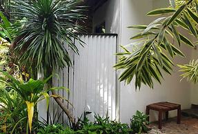 Amun Ini Beach Resort & Spa