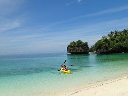 Amun Ini Beach Resort & Spa